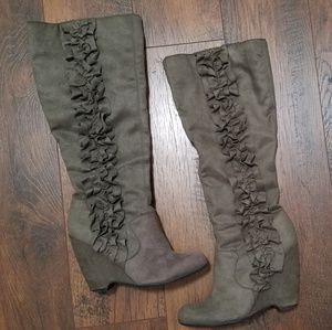Elle boots